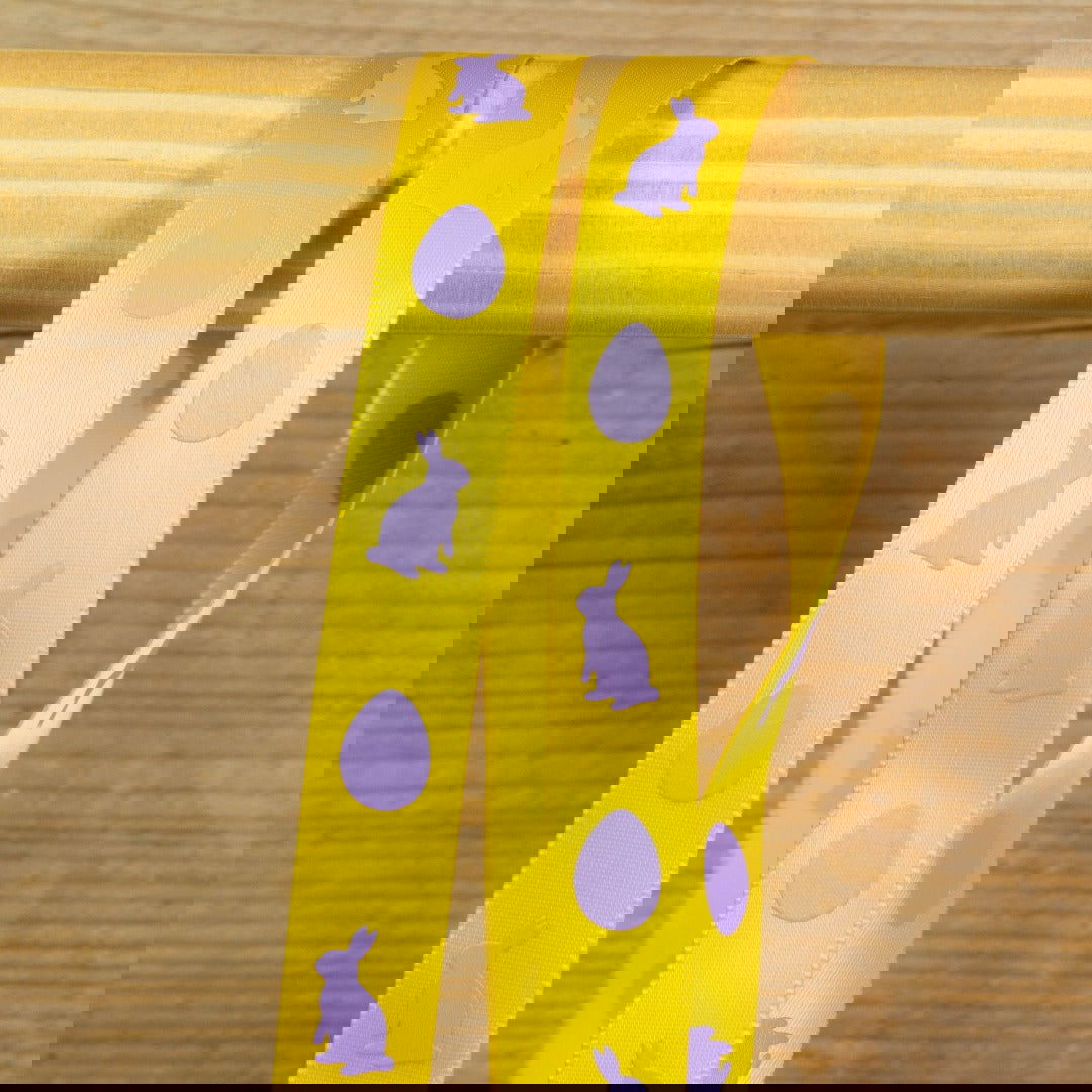 Geel Satijnlint met Haas en Ei - Kadopapier.net