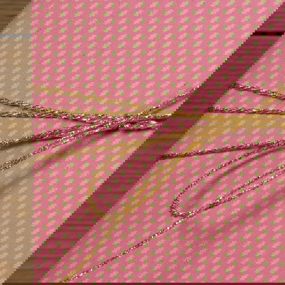 Hoogglans Goud koord - Kadopapier.net